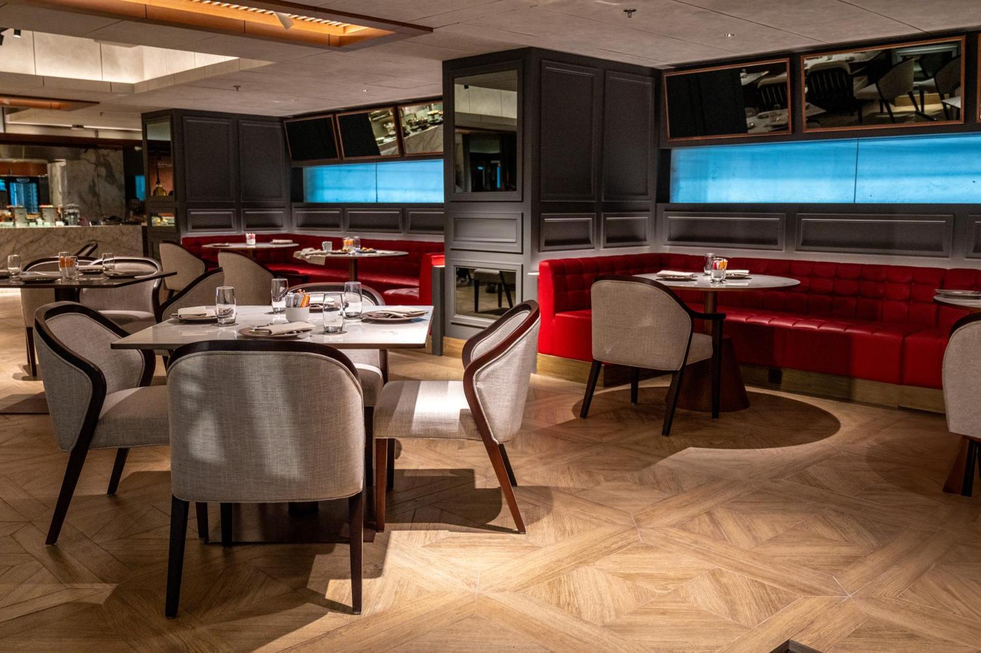 Moevenpick Hotel Jakarta City Centre Экстерьер фото